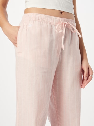 CRAGHOPPERS Loose fit Sports trousers in Pink