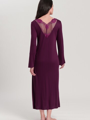 Hanro Nightgown 'Lovis' in Purple