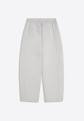 Baggy Pantaloni di Bershka in grigio