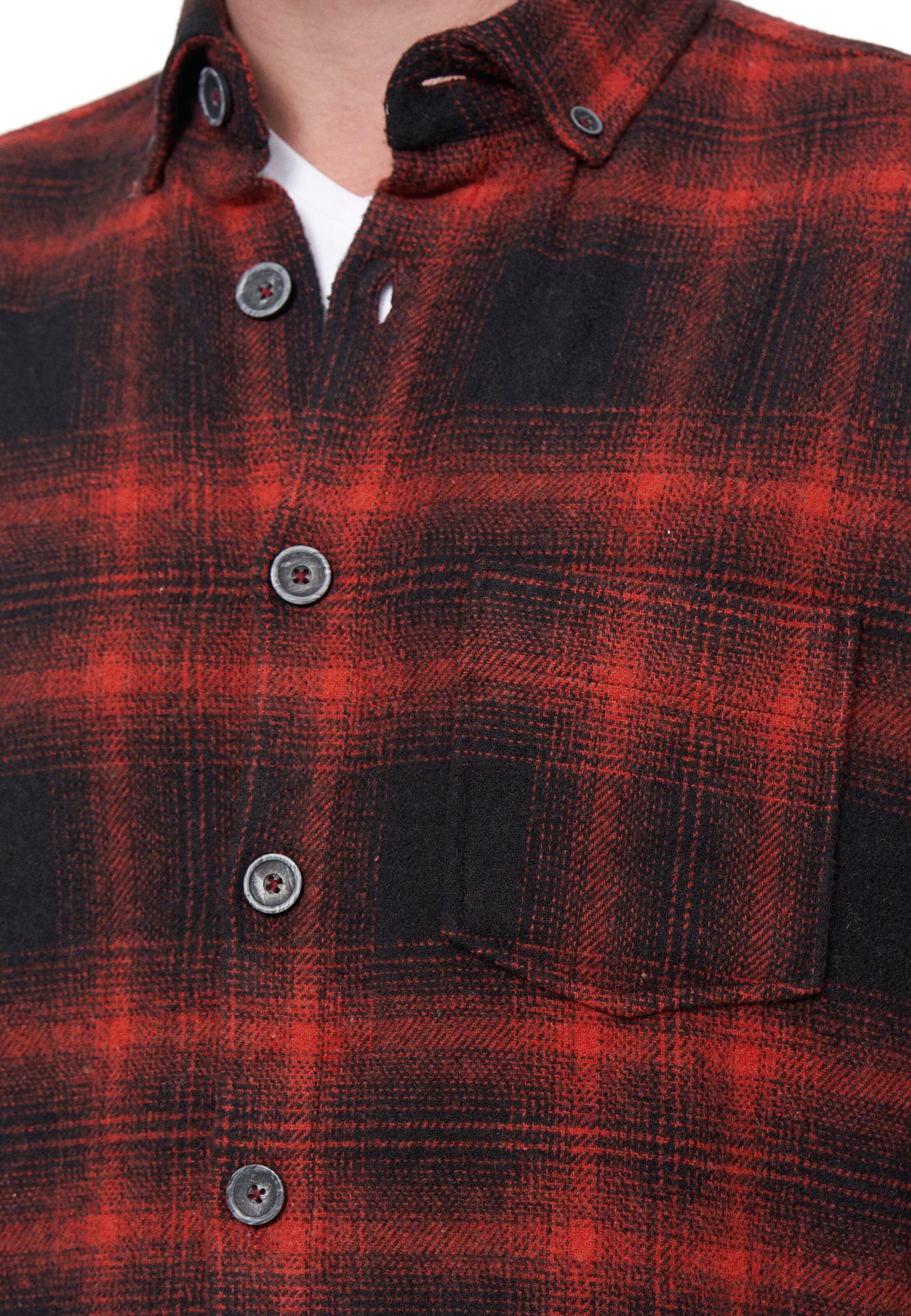 Rusty Neal Slim Fit Hemd in Rot