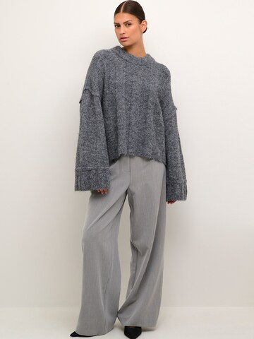 KAREN BY SIMONSEN Pullover i grå