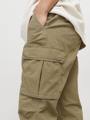 JACK & JONES Tapered Cargobroek 'JPSTAce JJTucker' in Groen