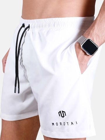 MOROTAI Badeshorts 'ESSENTIAL' i hvid