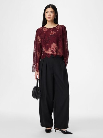 Camicia da donna 'PCRINNE SPITZEN' di PIECES in rosso