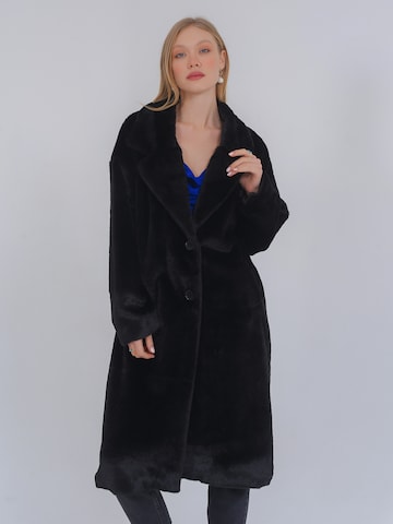Manteau d’hiver 'Leani' FRESHLIONS en noir : devant
