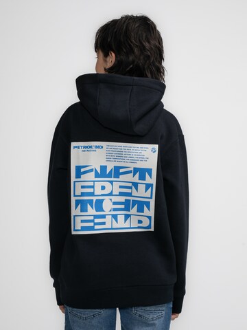 Petrol Industries Sweatshirt 'Kachemak' in Schwarz: Vorderseite