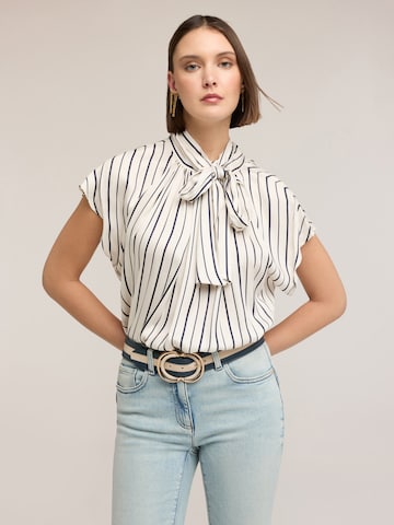 Chemisier MOTIVI en blanc