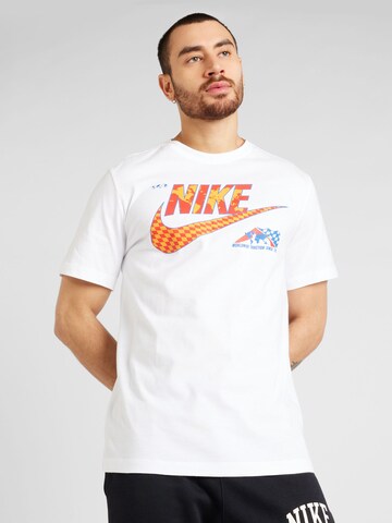 T-Shirt 'SOLE RALLY' Nike Sportswear en blanc : devant