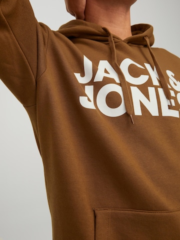 JACK & JONES Sweatshirt in Bruin