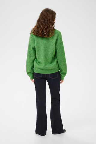 CULTURE Sweater in Green