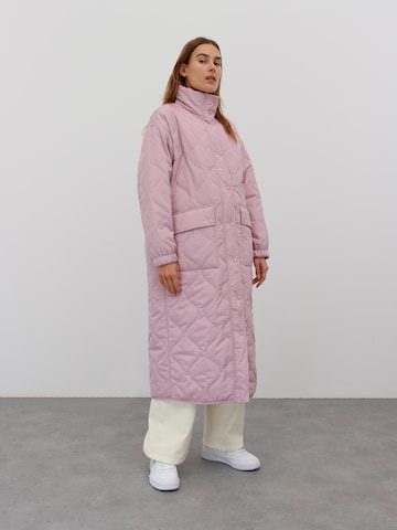 EDITED Zimní kabát 'Drew' – pink: přední strana