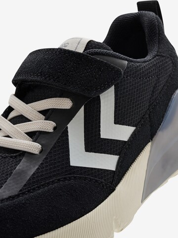 Hummel Sneakers in Black