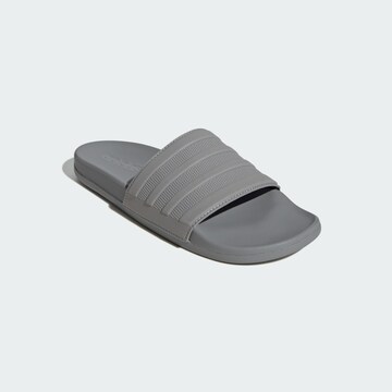 ADIDAS SPORTSWEAR - Sapato de praia/banho 'Adilette' em cinzento