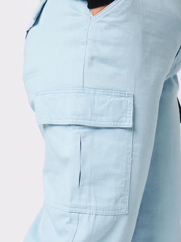 Regular Pantalon cargo 'BOBBIE' Cotton On Curve en bleu
