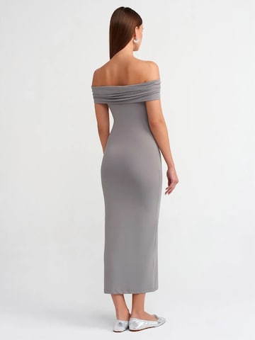 Dilvin Dress in Grey