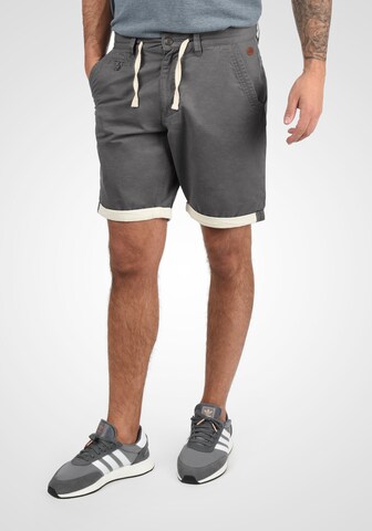 BLEND Regular Hose 'Kankuro' in Grau: Vorderseite
