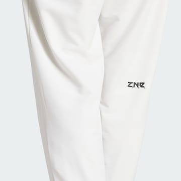 Tapered Pantaloni sportivi 'Z.N.E.' di ADIDAS SPORTSWEAR in bianco