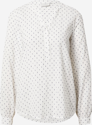 Kaffe Blouse 'Silona' in White: front