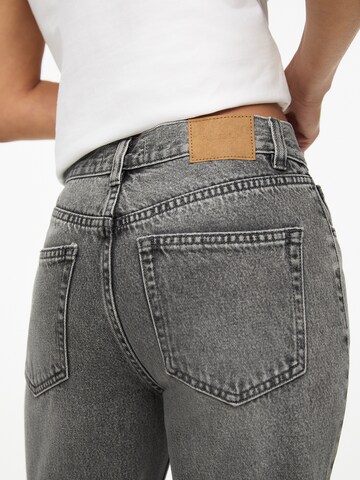 Loosefit Jean Pull&Bear en gris
