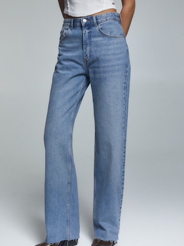 Pull&Bear Loosefit Jeans in Blauw