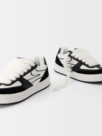 Bershka Platform trainers in Black