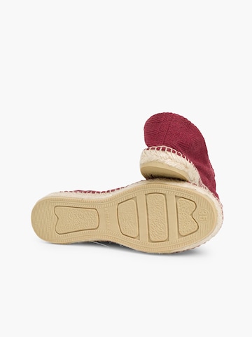 Scarpa bassa di Pisamonas in rosso