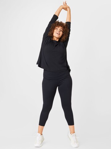 Nike Sportswear - Skinny Calças de desporto em preto