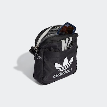 ADIDAS ORIGINALS - Mala de ombro 'Adicolor Archive Festival' em preto