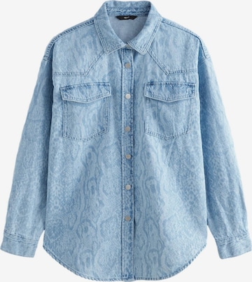 Next Pusero värissä sininen: etupuoli