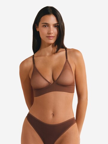 ETAM Triangel BH 'Pure' in Braun: Vorderseite