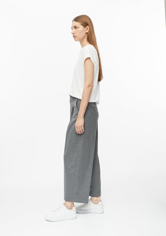 Regular Pantalon s.Oliver en gris : sur le côté