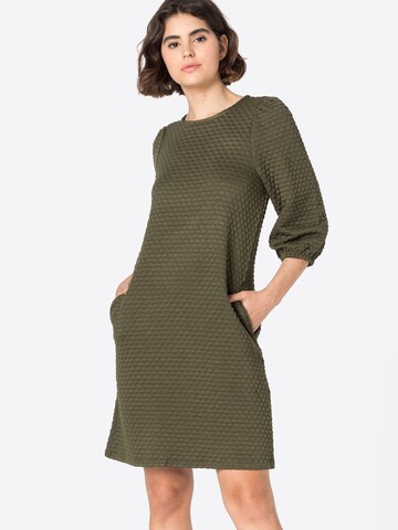 Robe Freequent en vert : devant