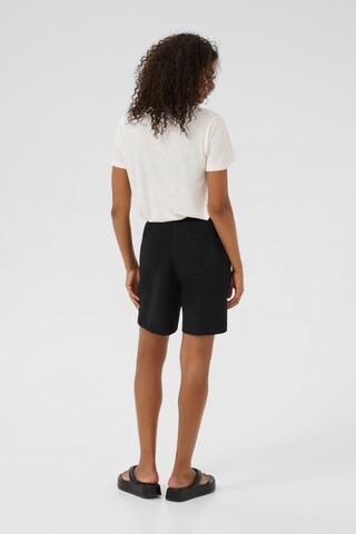 Kaffe Regular Shorts 'KAAnnika' in Schwarz