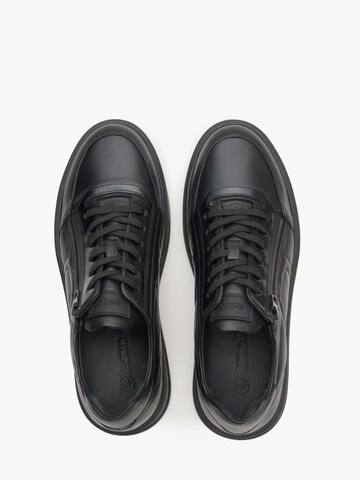 Estro Sneakers laag '5059' in Zwart
