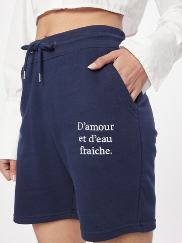 Regular Pantalon Les Petits Basics en bleu