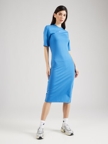 Nike Sportswear Jurk 'ESSNTL' in Blauw: voorkant