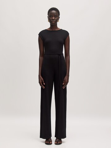 EDITED Jumpsuit 'Maribelle' in Black: front