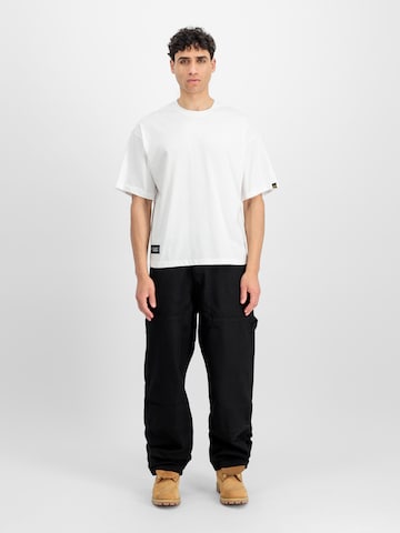 ALPHA INDUSTRIES T-shirt i vit: framsida