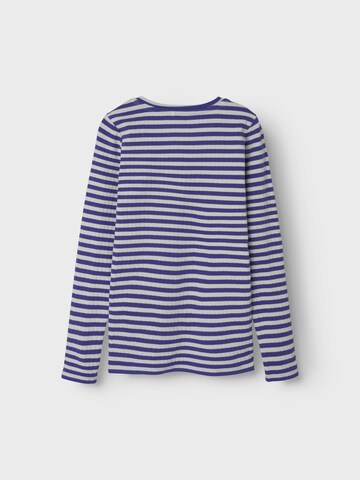 T-Shirt NAME IT en violet