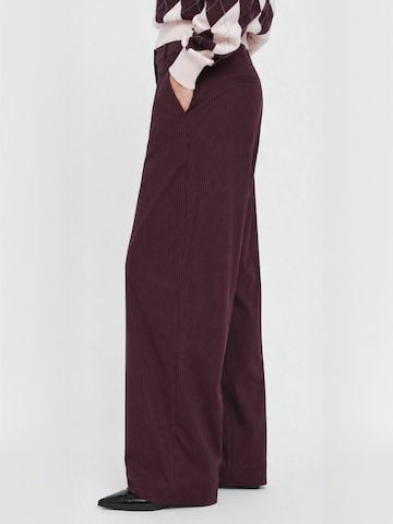 Crās Regular Pants ' Mancycras ' in Purple