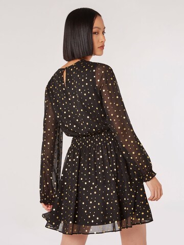 Robe de cocktail Apricot en noir