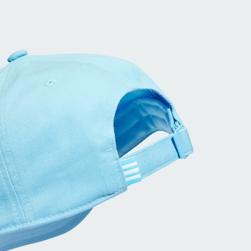 ADIDAS ORIGINALS - Gorra 'Trefoil' en azul