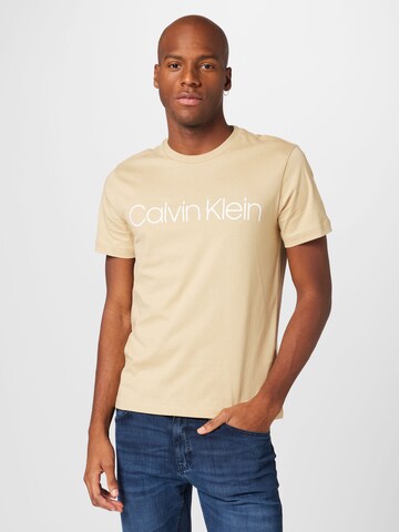 Calvin Klein Klasický střih Tričko – béžová: přední strana