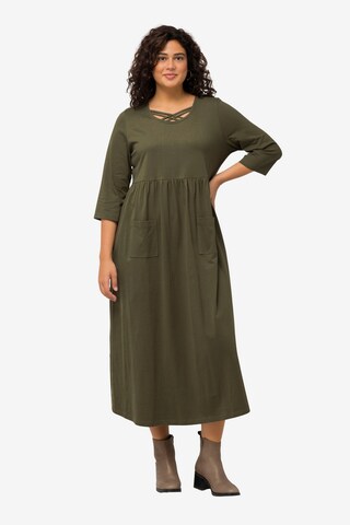 Ulla Popken Dress in Green: front