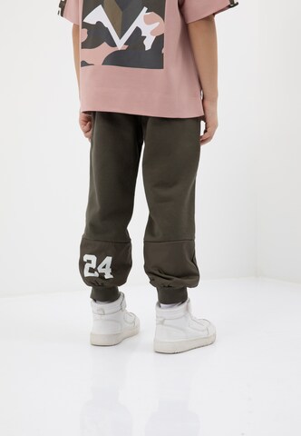 Gulliver Regular Pants in Brown