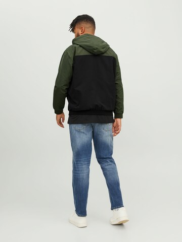 Jack & Jones Plus Between-Season Jacket 'Rush' in Green