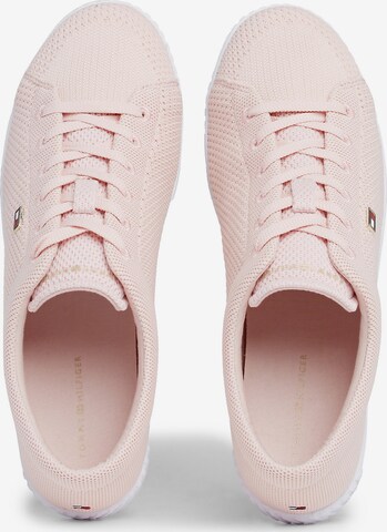 TOMMY HILFIGER Sneaker 'Essential' in Pink