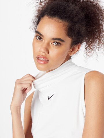 Nike Sportswear - Top en blanco