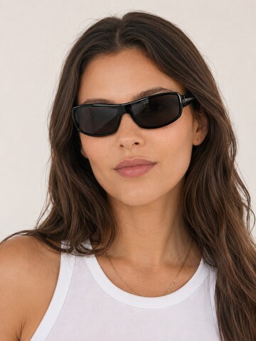 COLLEZIONE ALESSANDRO Sonnenbrille 'Blacky'‌‌‌‌‌‌‌‌‌ in Schwarz: Vorderseite