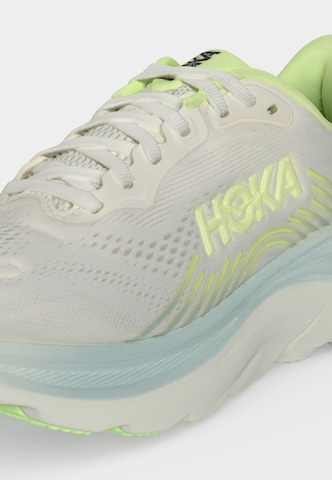 HOKA - Zapatillas de running 'Clifton 11' en beige